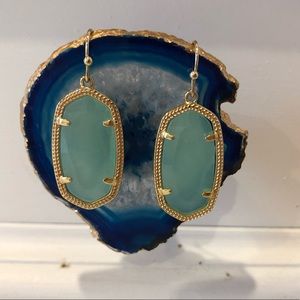 Kendra Scott Lee Gold Drop Earrings in Mint